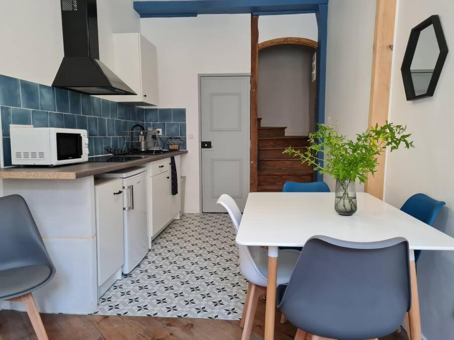 Triplex Avec Vue Sur Place Du Centre Historique. Foix Dış mekan fotoğraf